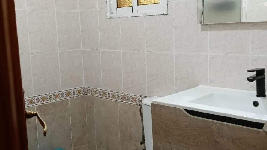 4 bedrooms house for sale, Torrevieja, Spain No. 246 № 7