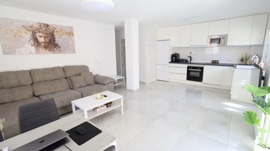 3 bedrooms apartment for sale , Torrevieja, Spain No. 243 № 3