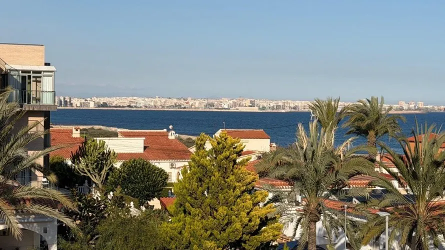3 bedrooms apartment for sale , Torrevieja, Spain No. 103 № 27