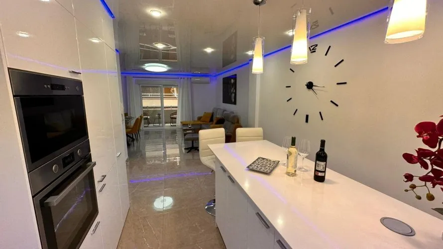 3 bedrooms apartment for sale , Torrevieja, Spain No. 120 № 7
