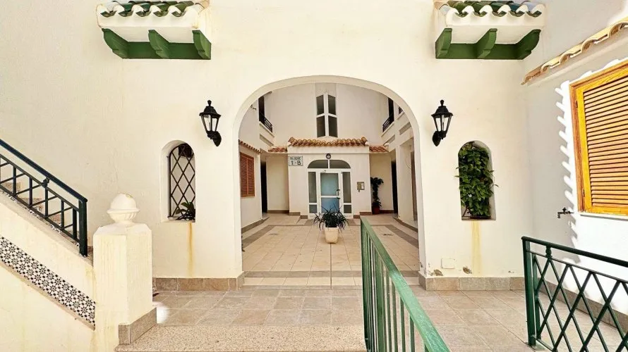 1 bedroom apartment for sale , Torrevieja, Spain No. 199 № 5