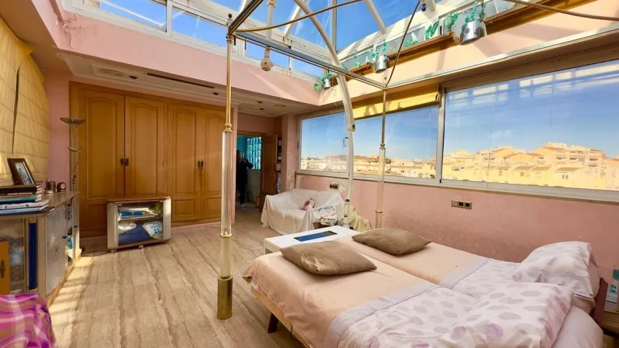 2 bedrooms penthouse for sale , Torrevieja, Spain No. 178 № 23
