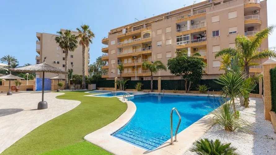 1 bedroom apartment for sale , Torrevieja, Spain No. 108 № 25