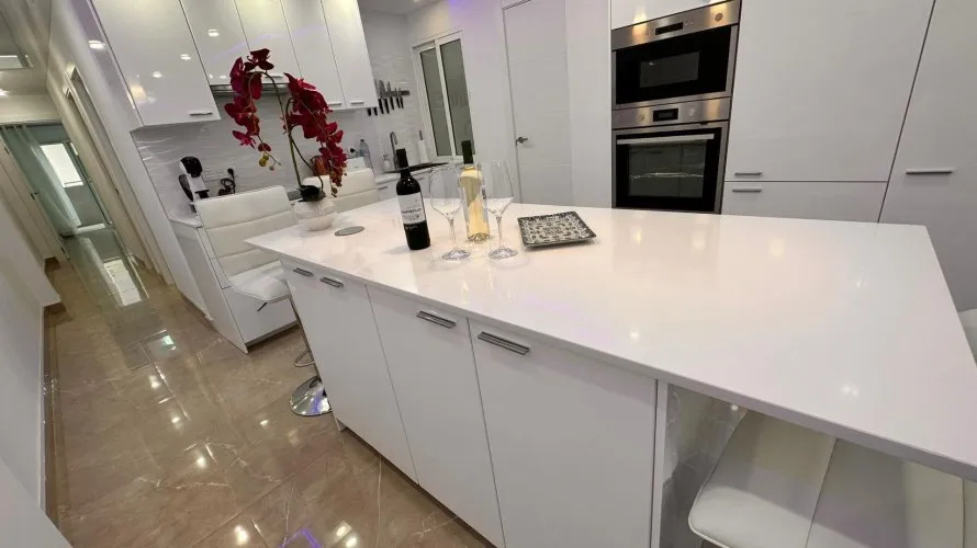 3 bedrooms apartment for sale , Torrevieja, Spain No. 120 № 8