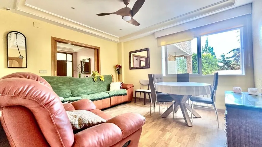 4 bedrooms villa for sale , Torrevieja, Spain No. 101 № 27