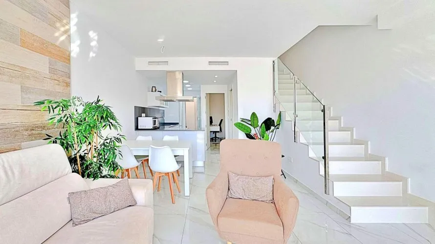 3 bedrooms bungalow for sale, Torrevieja, Spain No. 164 № 21