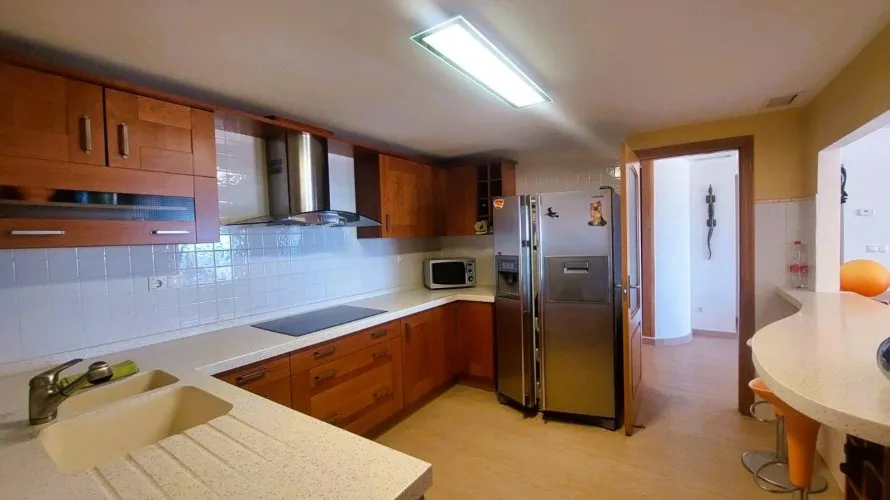 4 bedrooms apartment for sale , Torrevieja, Spain No. 130 № 22