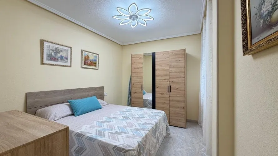 3 bedrooms apartment for sale , Torrevieja, Spain No. 187 № 8