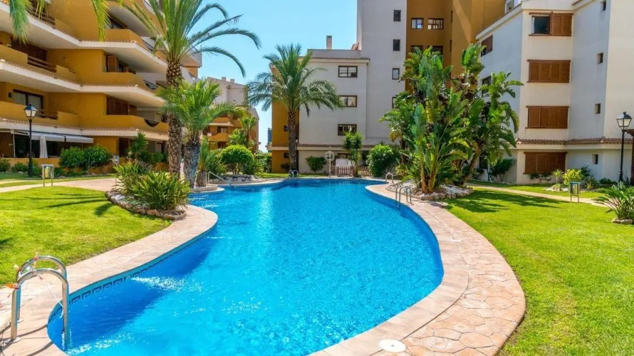 2 bedrooms apartment for sale , Torrevieja, Spain No. 71 № 3