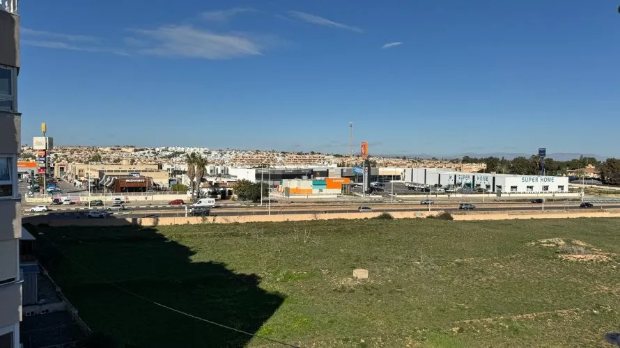 2 bedrooms penthouse for sale, Torrevieja, Spain No. 180 № 14