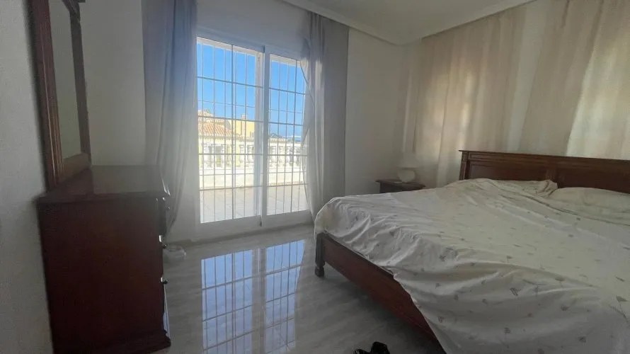 5 bedrooms house for sale, Torrevieja, Spain No. 160 № 18