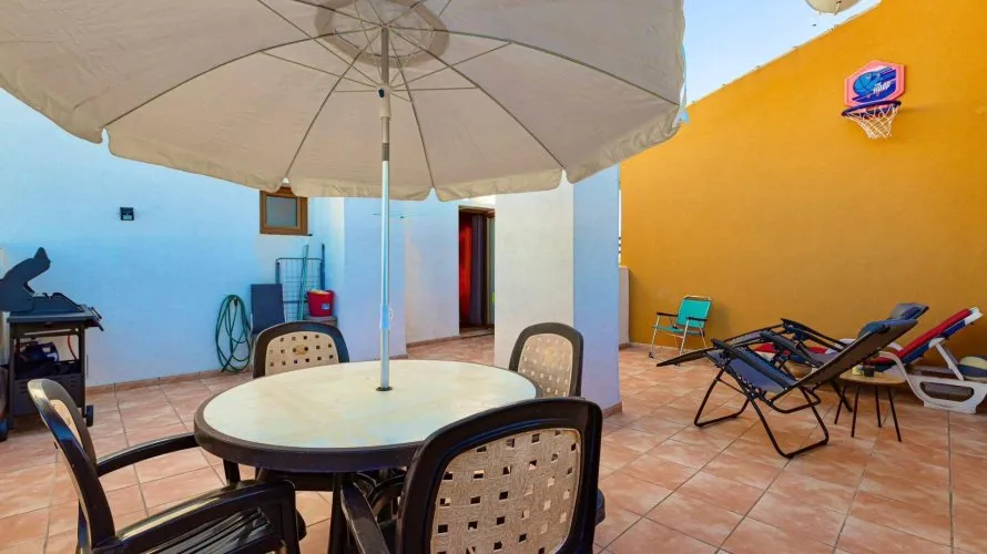 2 bedrooms apartment for sale , Torrevieja, Spain No. 129 № 5