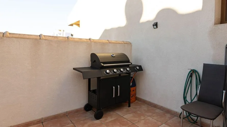 2 bedrooms apartment for sale , Torrevieja, Spain No. 129 № 19