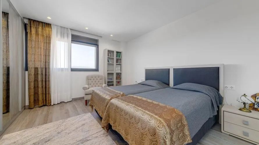 461m² villa for sale, Torrevieja, Spain No. 179 № 14