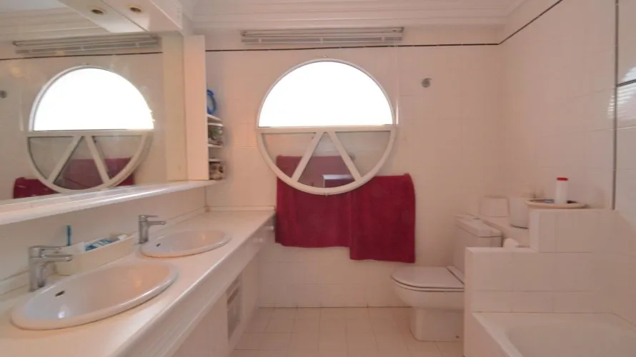 4 bedrooms villa for sale , Torrevieja, Spain No. 60 № 25