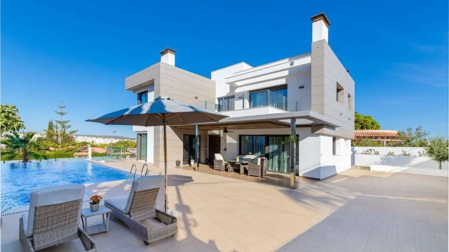 461m² villa for sale, Torrevieja, Spain No. 179 № 25