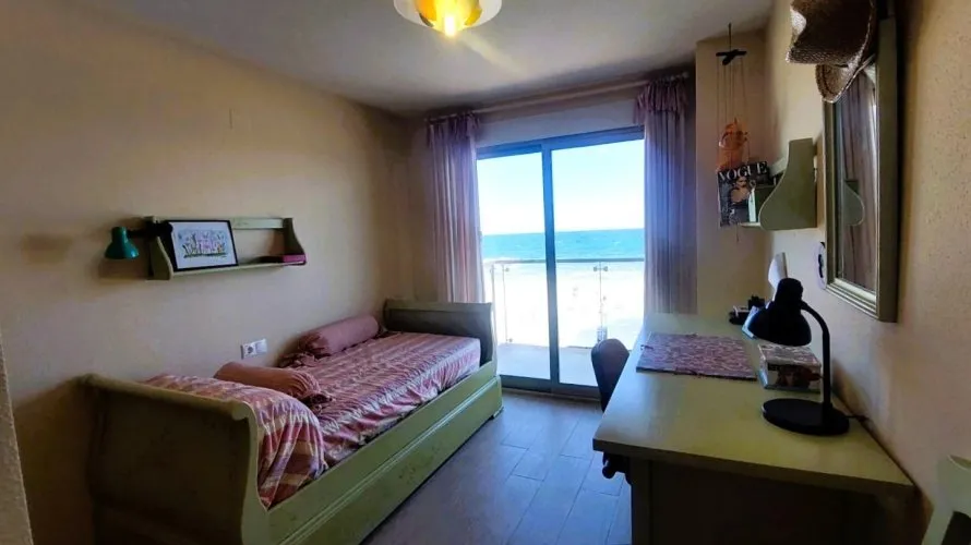 4 bedrooms apartment for sale , Torrevieja, Spain No. 130 № 17
