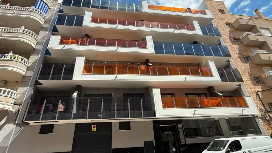 2 bedrooms apartment for sale , Torrevieja, Spain No. 98 № 28