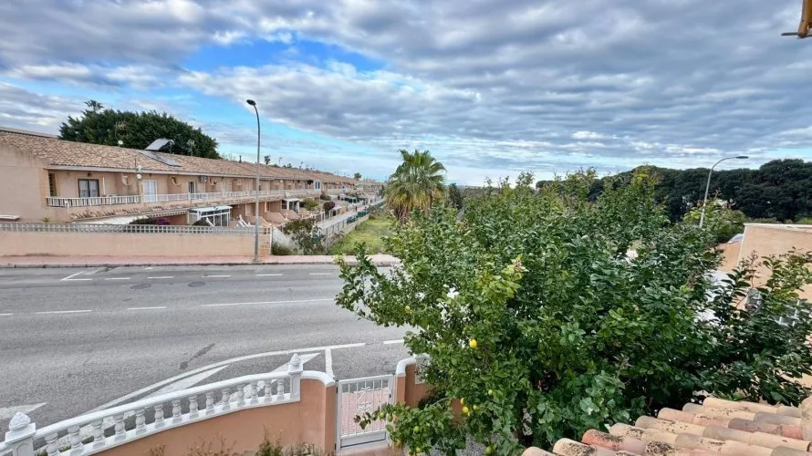 3 bedrooms apartment for sale , Torrevieja, Spain No. 207 № 23