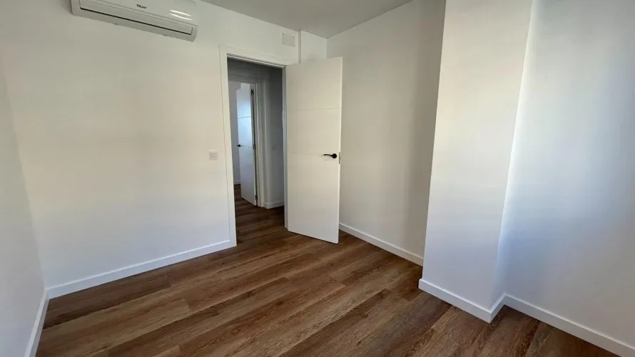 2 bedrooms apartment for sale , Torrevieja, Spain No. 70 № 25