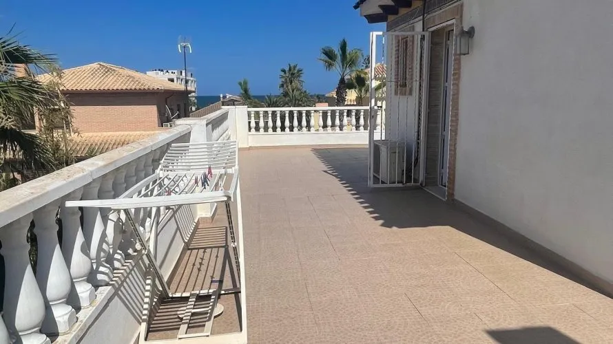 5 bedrooms house for sale, Torrevieja, Spain No. 160 № 4