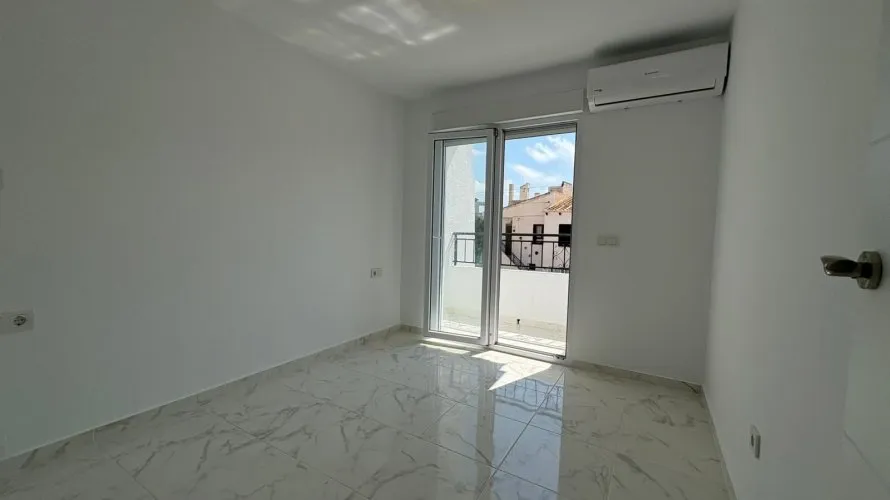 3 bedrooms house for sale, Torrevieja, Spain No. 158 № 4