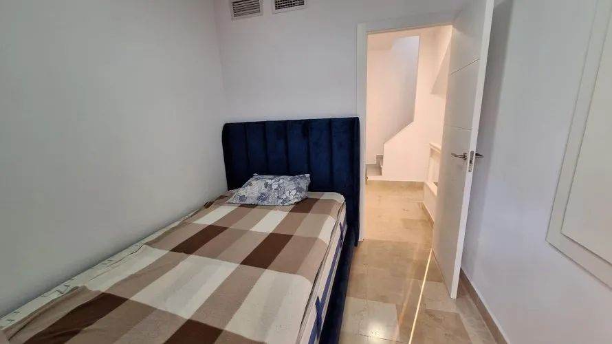 3 bedrooms house for sale, Torrevieja, Spain No. 173 № 13