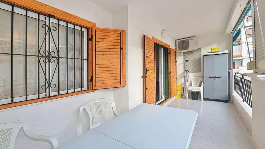 1 bedroom apartment for sale , Torrevieja, Spain No. 199 № 27