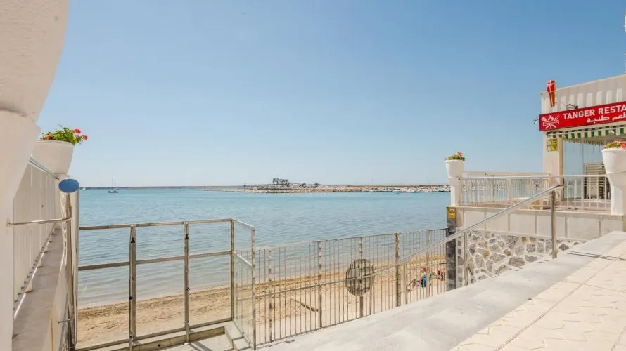 100m² apartment for sale , Torrevieja, Spain No. 215 № 24