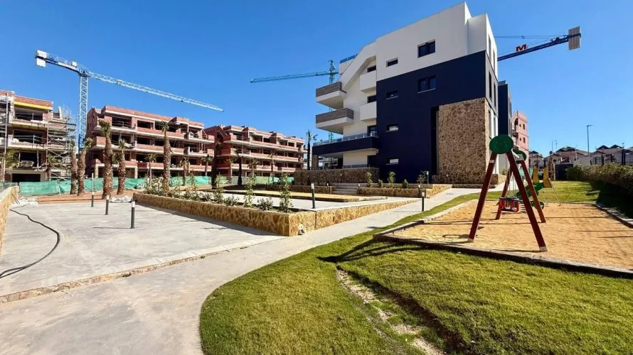 2 bedrooms penthouse for sale , Torrevieja, Spain No. 190 № 25