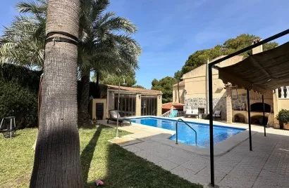 4 bedrooms apartment for sale, Torrevieja, Spain No. 235