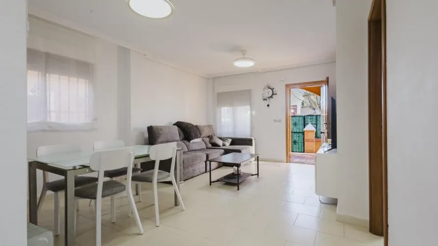 79m² apartment for sale , Torrevieja, Spain No. 188 № 18