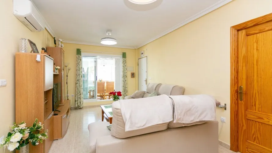 89m² penthouse for sale , Torrevieja, Spain No. 230 № 6