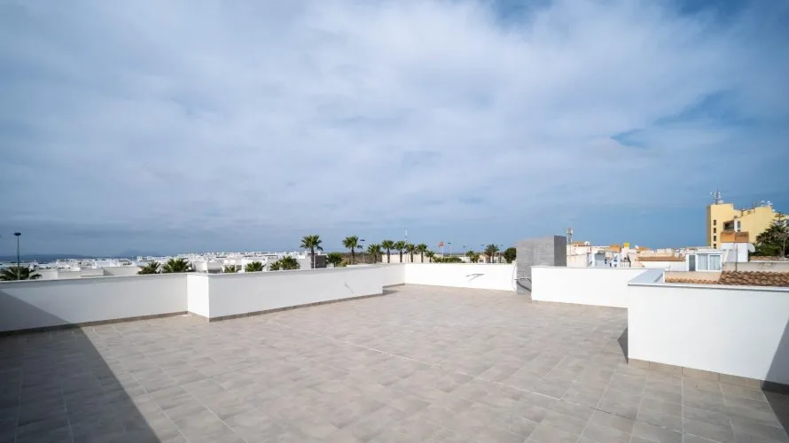 3 bedrooms villa for sale , Torrevieja, Spain No. 119 № 14