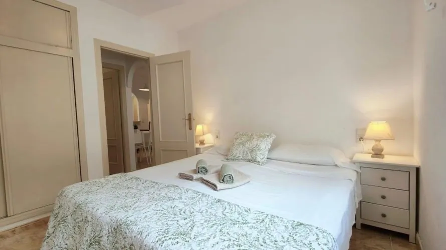 2 bedrooms apartment for sale , Torrevieja, Spain No. 240 № 5
