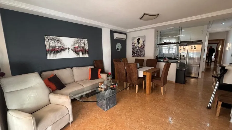 1 bedroom apartment for sale , Torrevieja, Spain No. 110 № 4