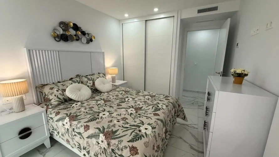 2 bedrooms apartment for sale , Torrevieja, Spain No. 98 № 14