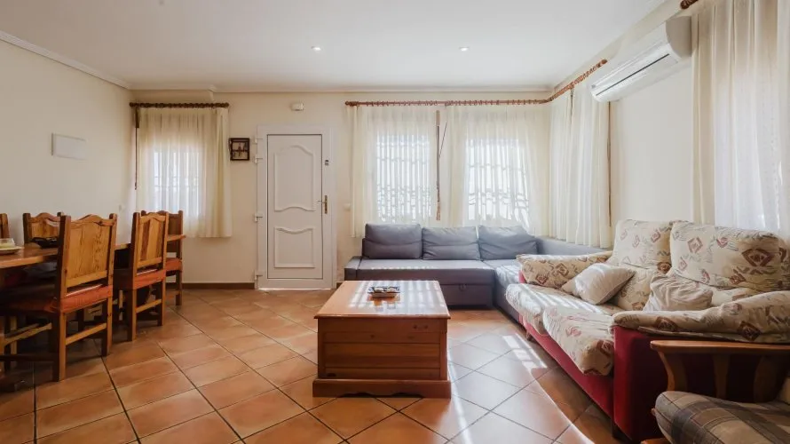 75m² bungalow for sale, Torrevieja, Spain No. 176 № 7