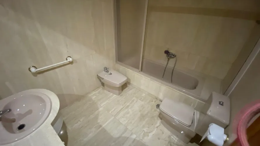 4 bedrooms apartment for sale , Torrevieja, Spain No. 156 № 15