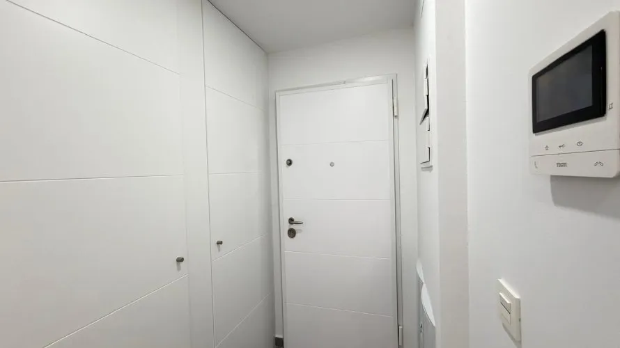 3 bedrooms apartment for sale , Torrevieja, Spain No. 104 № 1