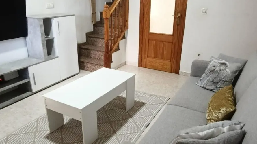 4 bedrooms house for sale, Torrevieja, Spain No. 246 № 28