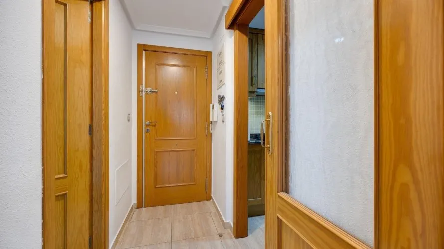 2 bedrooms apartment for sale, Torrevieja, Spain No. 312 № 18