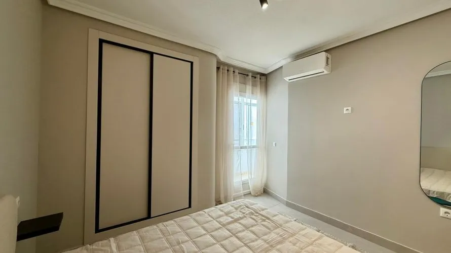 2 bedrooms apartment for sale, Torrevieja, Spain No. 330 № 21