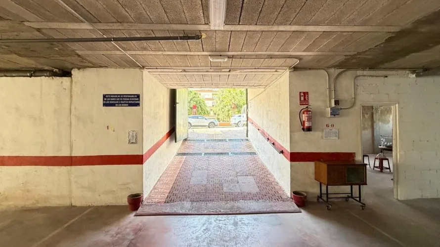 2800m² commercial property for sale, Torrevieja, Spain No. 313 № 22