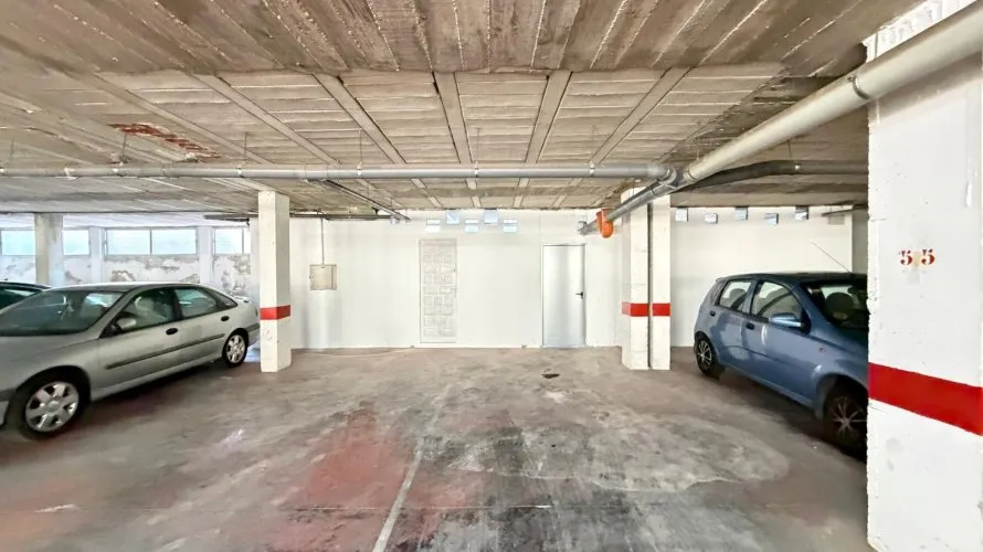 2800m² commercial property for sale, Torrevieja, Spain No. 313 № 15