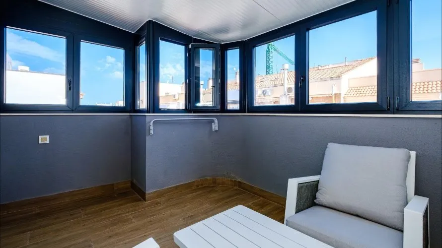 4 bedrooms penthouse for sale , Torrevieja, Spain No. 296 № 16