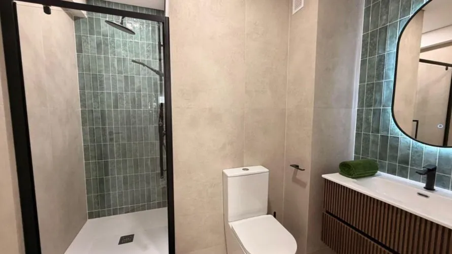 2 bedrooms apartment for sale, Torrevieja, Spain No. 298 № 4
