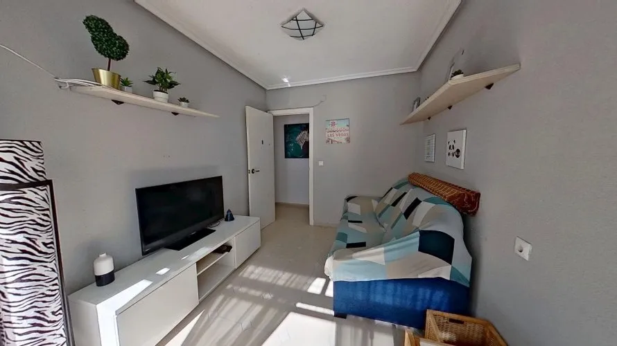 4 bedrooms apartment for sale, Torrevieja, Spain No. 320 № 20