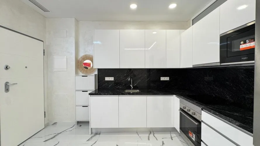 2 bedrooms apartment for sale, Torrevieja, Spain No. 318 № 6