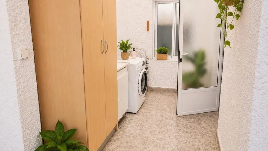 1 bedroom house for sale , Torrevieja, Spain No. 280 № 1